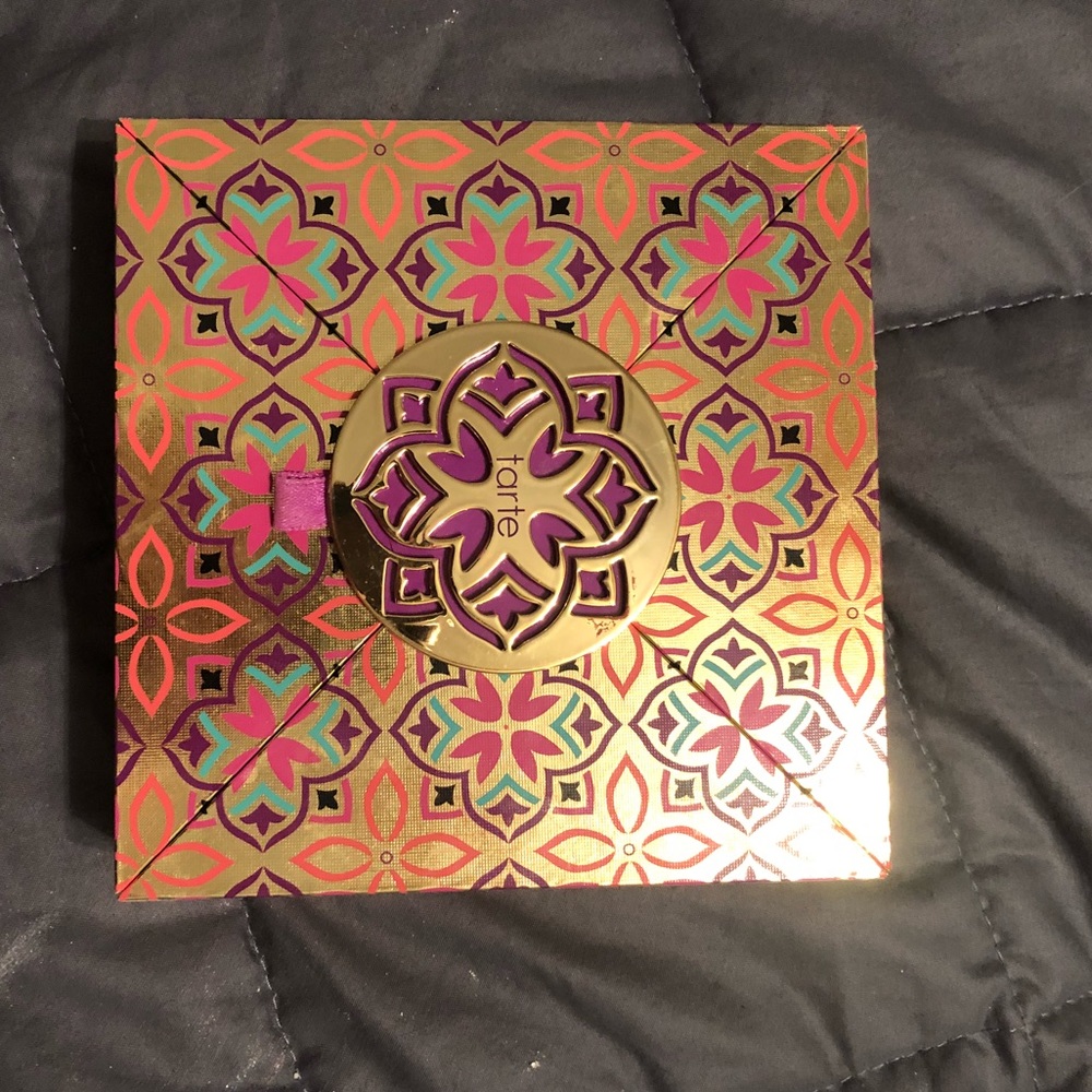 Tarte eyeshadow palette